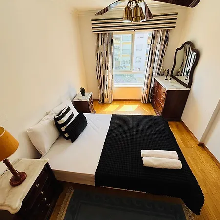 Luxury Next Lisbon Centre, Super Well Connected Apartamento Queluz