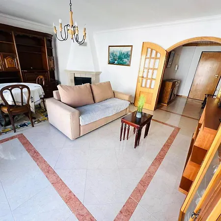 Luxury Next Lisbon Centre, Super Well Connected Apartamento Queluz